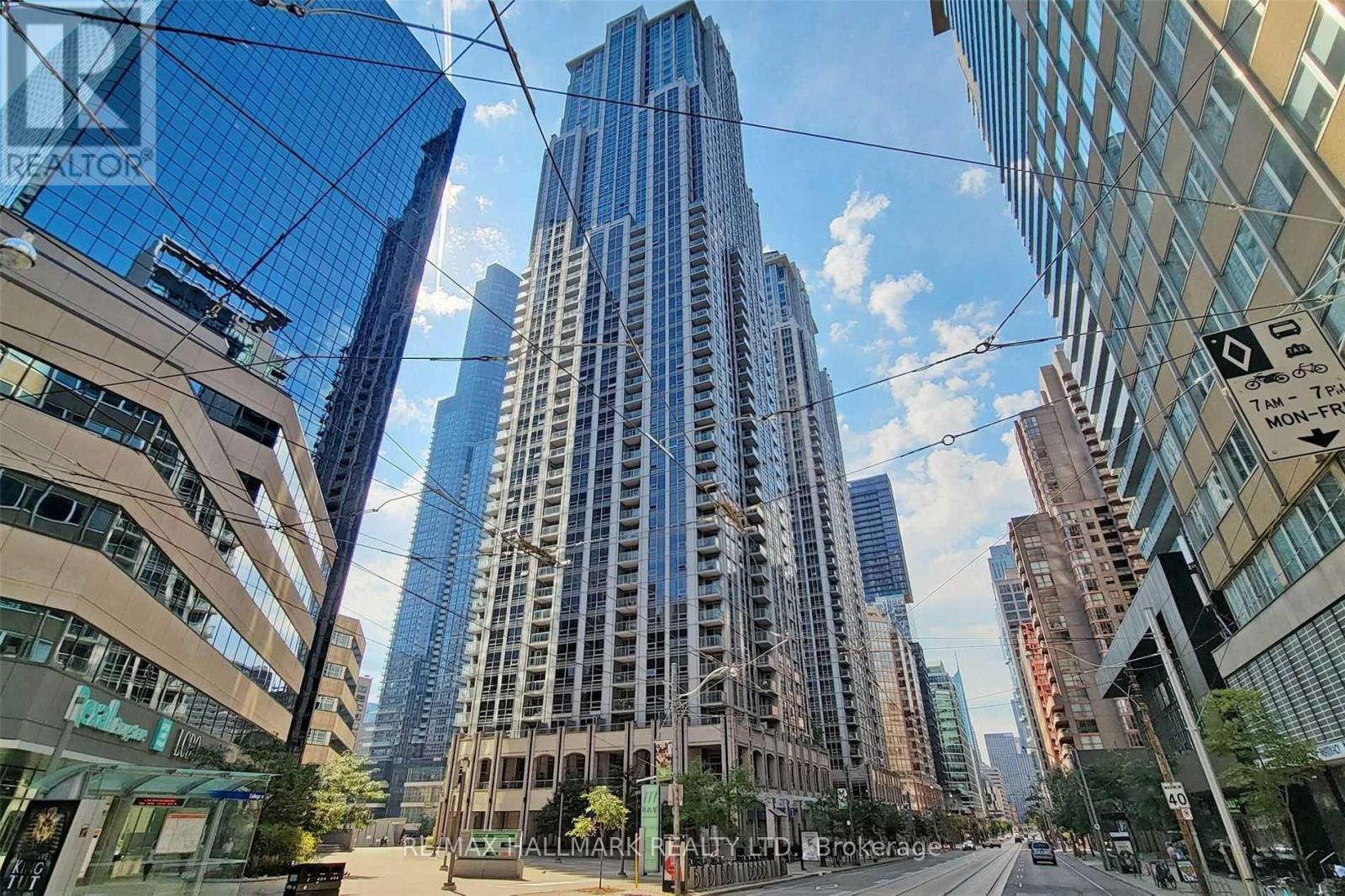3608 - 736 BAY STREET, Toronto, Ontario