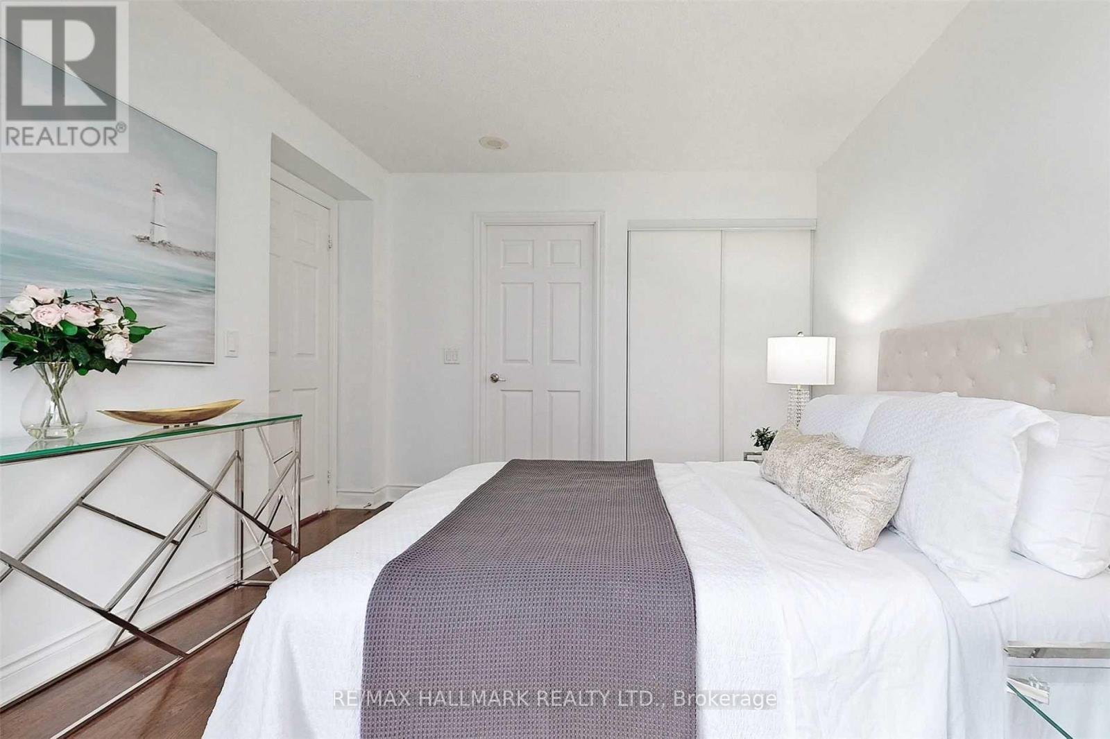 3608 - 736 Bay Street, Toronto, Ontario  M5G 2R3 - Photo 31 - C12759604