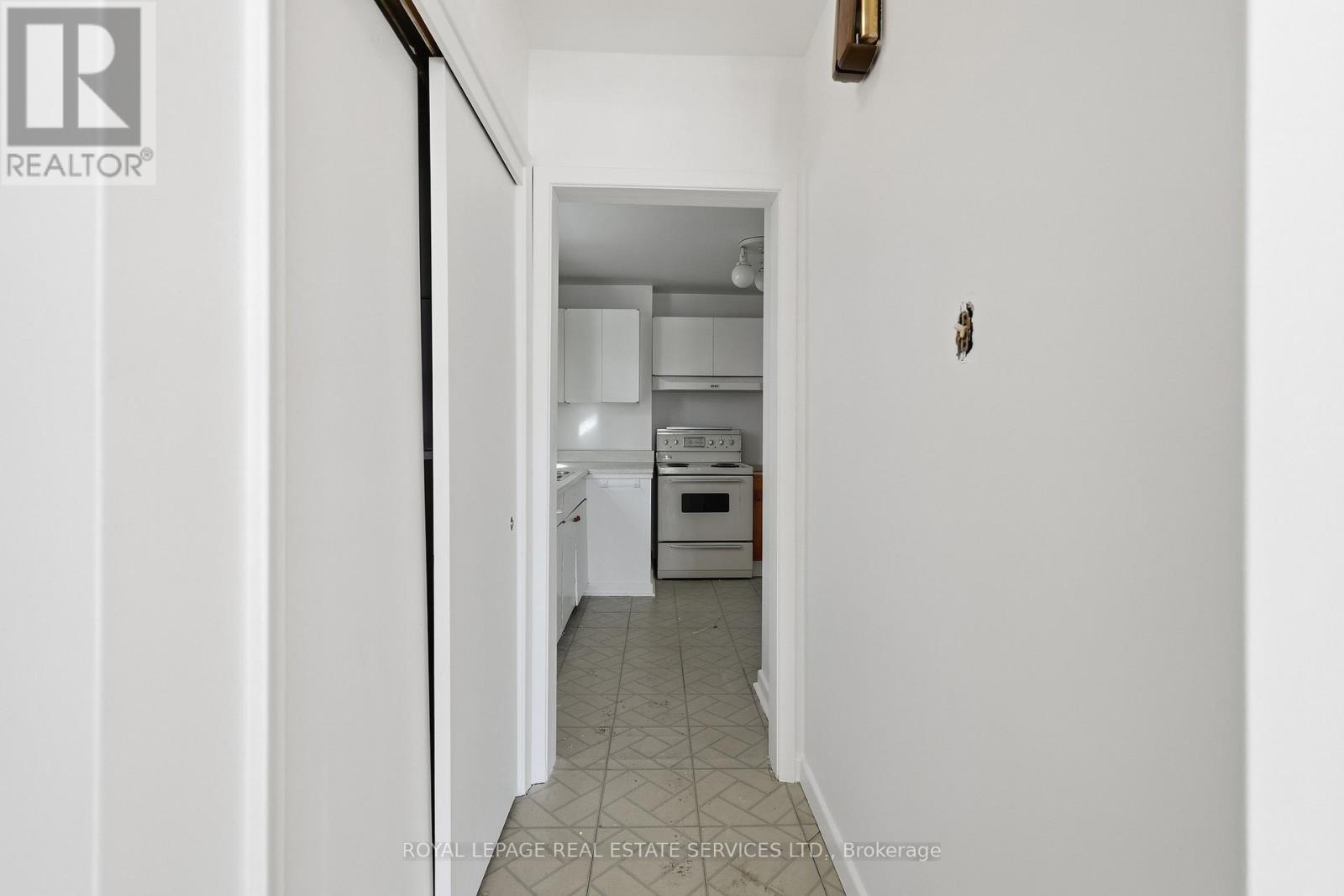 42 Pinemore Crescent, Toronto, Ontario  M3A 1W6 - Photo 12 - C12759616