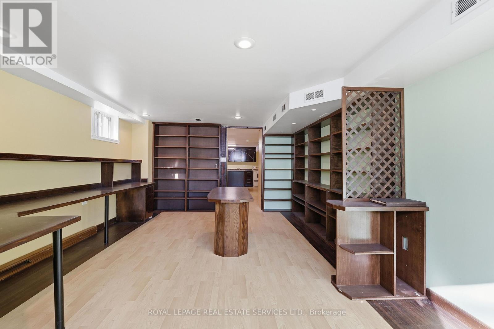 42 Pinemore Crescent, Toronto, Ontario  M3A 1W6 - Photo 34 - C12759616