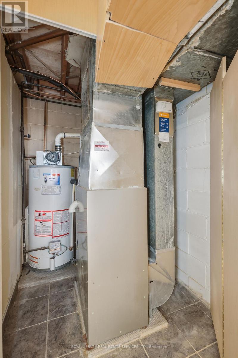 42 Pinemore Crescent, Toronto, Ontario  M3A 1W6 - Photo 38 - C12759616