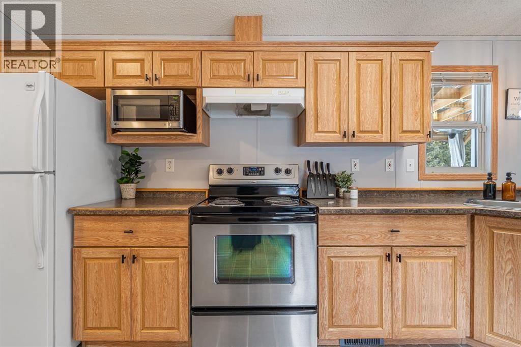 1605 129 Street, Blairmore, Alberta  T0K 0E0 - Photo 18 - A2283529