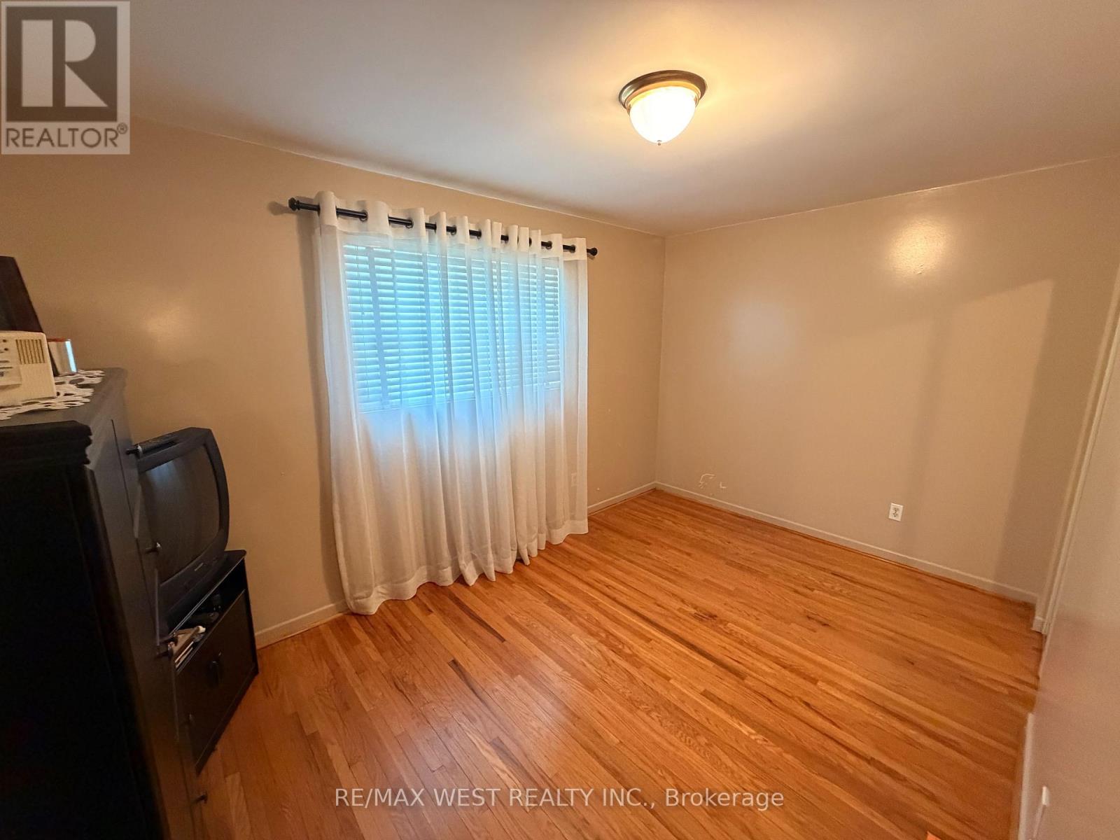 67 Highcastle Road, Toronto, Ontario  M1E 4N2 - Photo 9 - E12759486