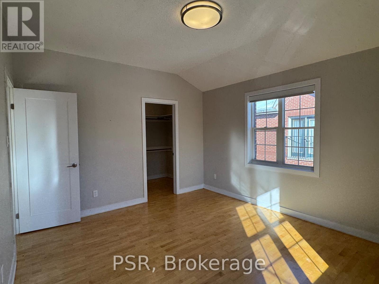 Ch1 - 6 Sutherland Drive, Toronto, Ontario  M4G 1G8 - Photo 10 - E12759568