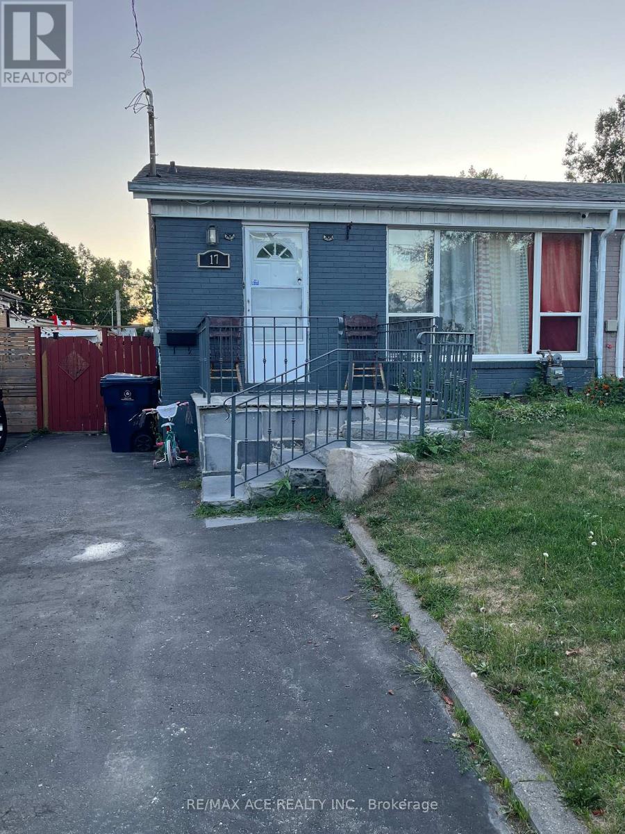 17 Huddleston Court, Toronto, Ontario  M1L 4L1 - Photo 2 - E12759612