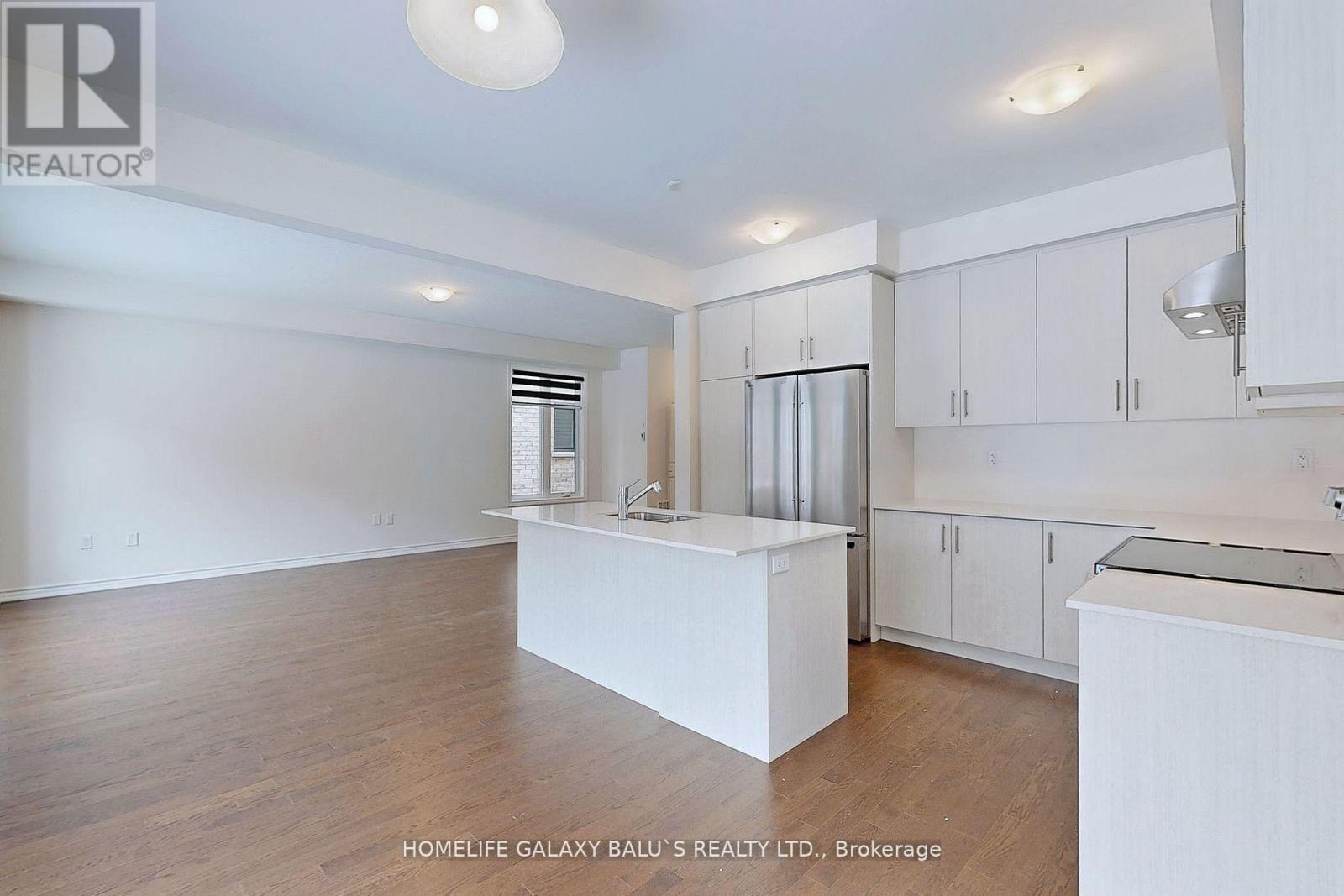 75 Gemini Drive, Barrie, Ontario  L9S 2Z5 - Photo 10 - S12759496