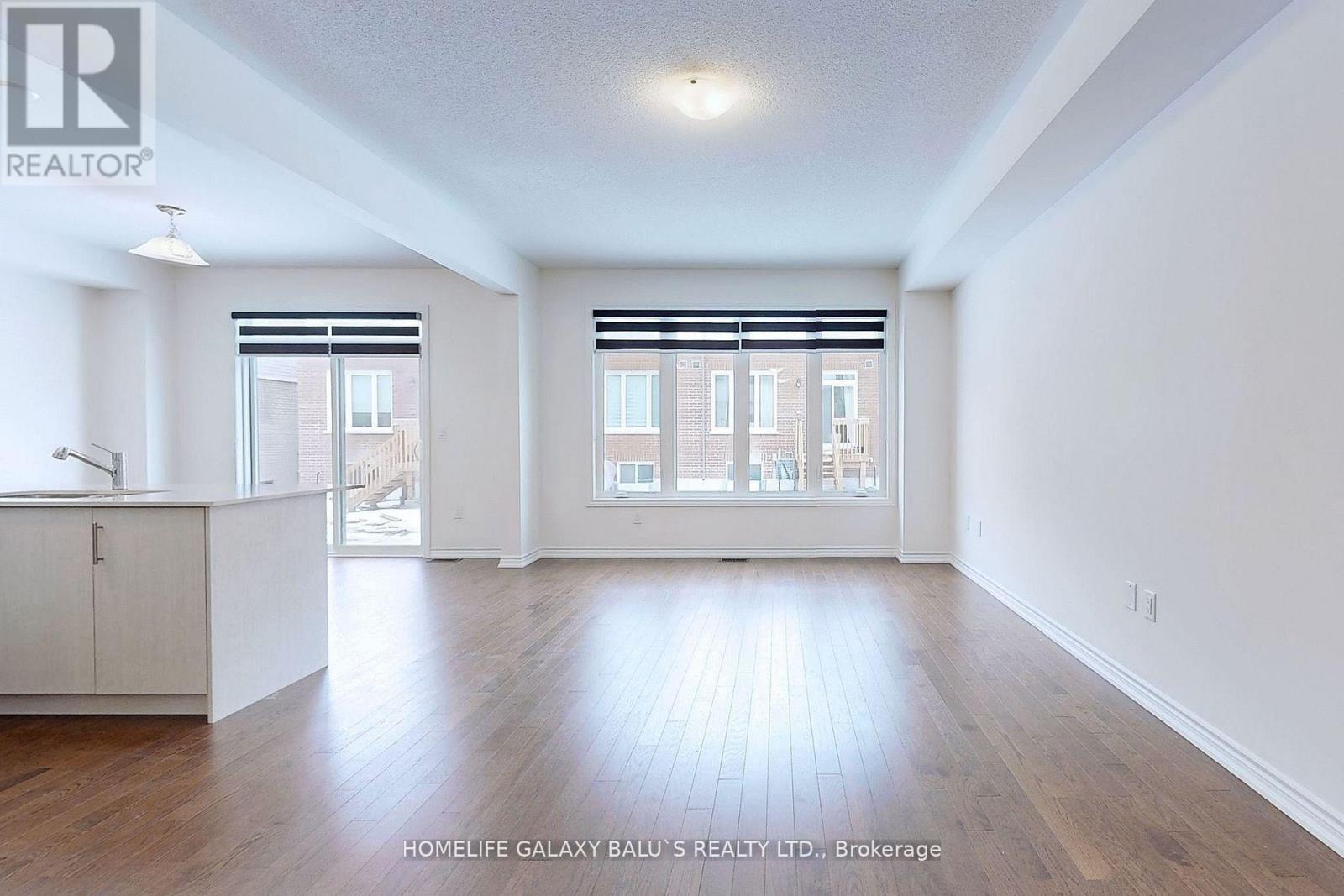 75 Gemini Drive, Barrie, Ontario  L9S 2Z5 - Photo 4 - S12759496