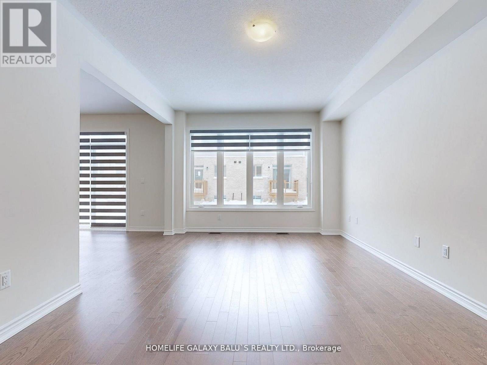 74 Gemini Drive, Barrie, Ontario  L9J 0P8 - Photo 3 - S12759602