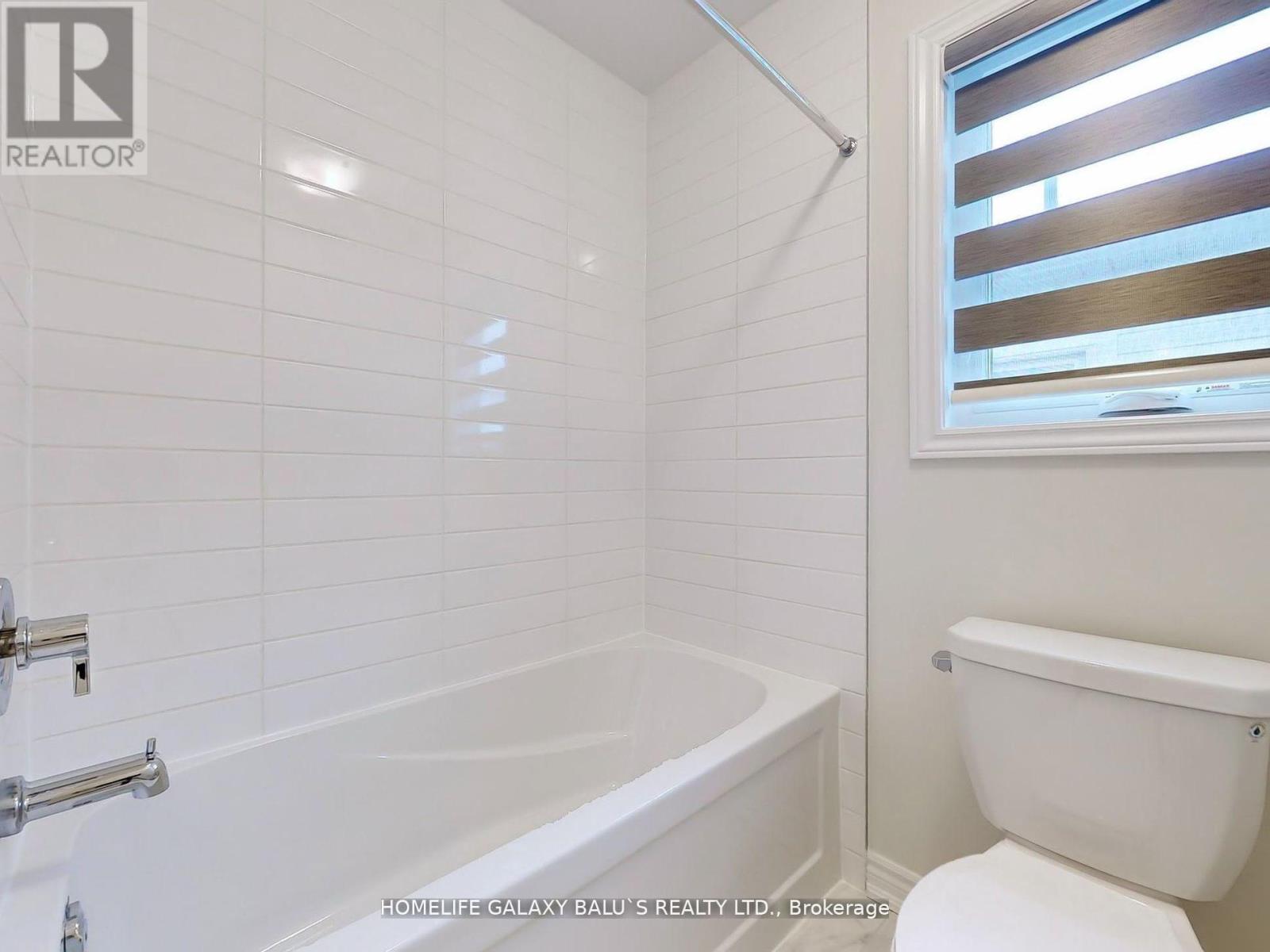 74 Gemini Drive, Barrie, Ontario  L9J 0P8 - Photo 32 - S12759602