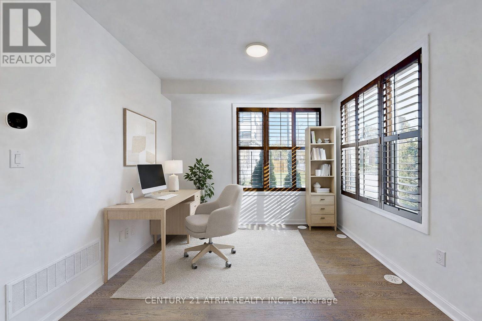 205 The Donway East, Toronto, Ontario  M3B 0B4 - Photo 21 - C12752308