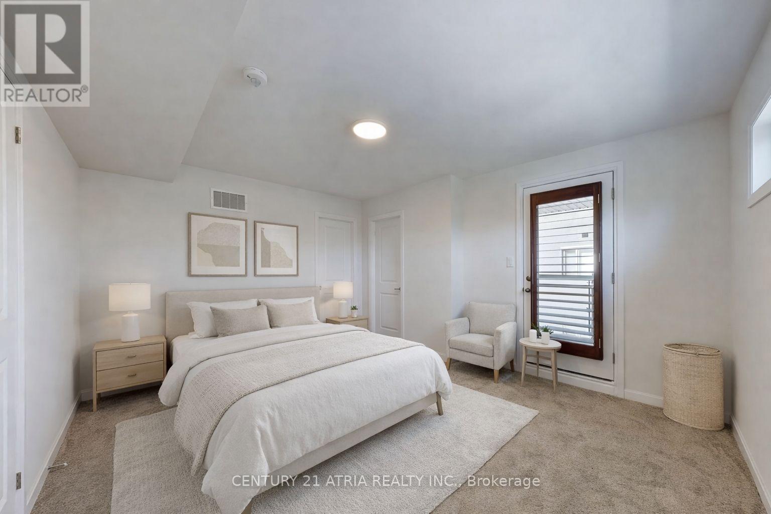 205 The Donway East, Toronto, Ontario  M3B 0B4 - Photo 30 - C12752308