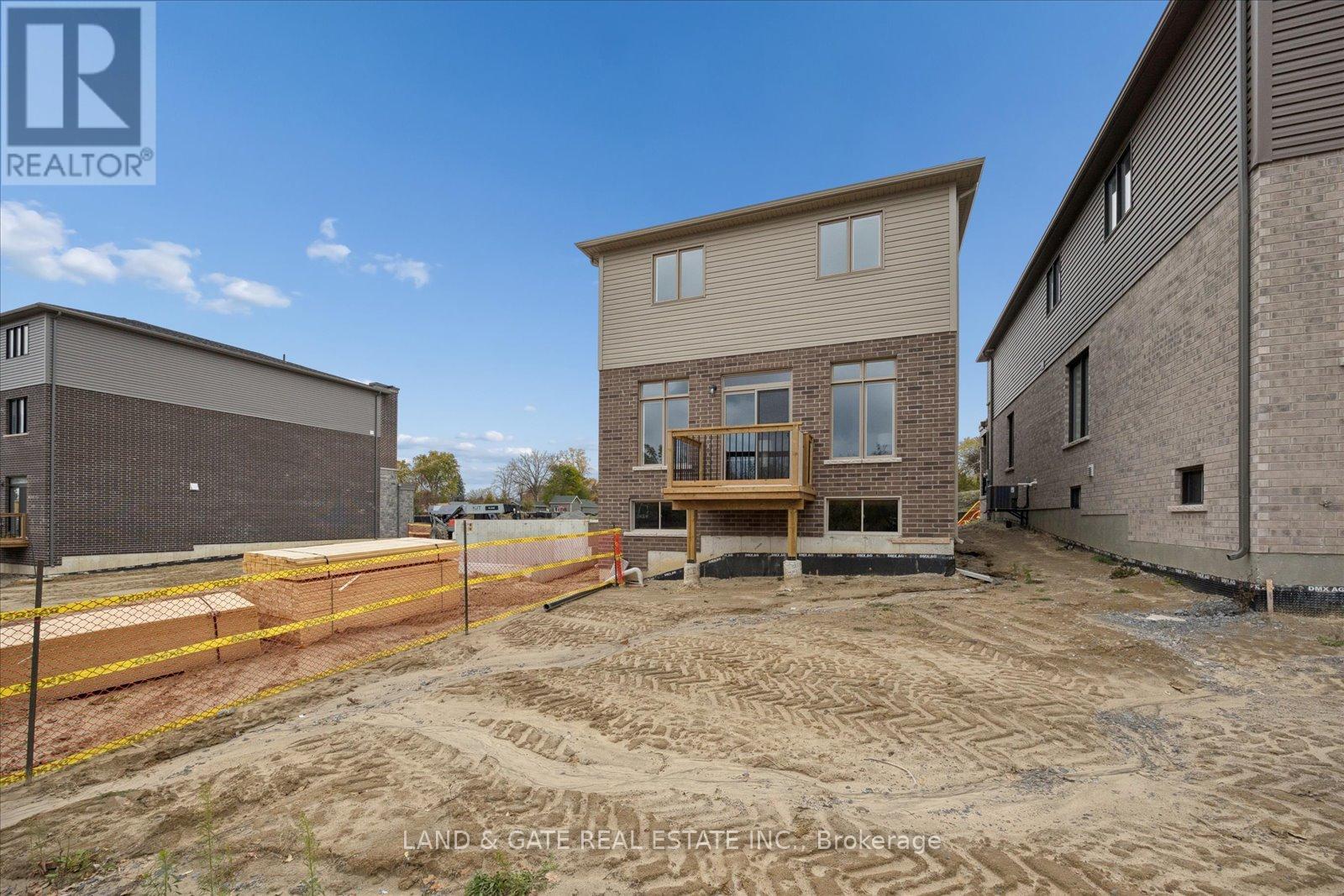 989 Queensdale Avenue, Oshawa, Ontario  L1H 0W5 - Photo 35 - E12507134