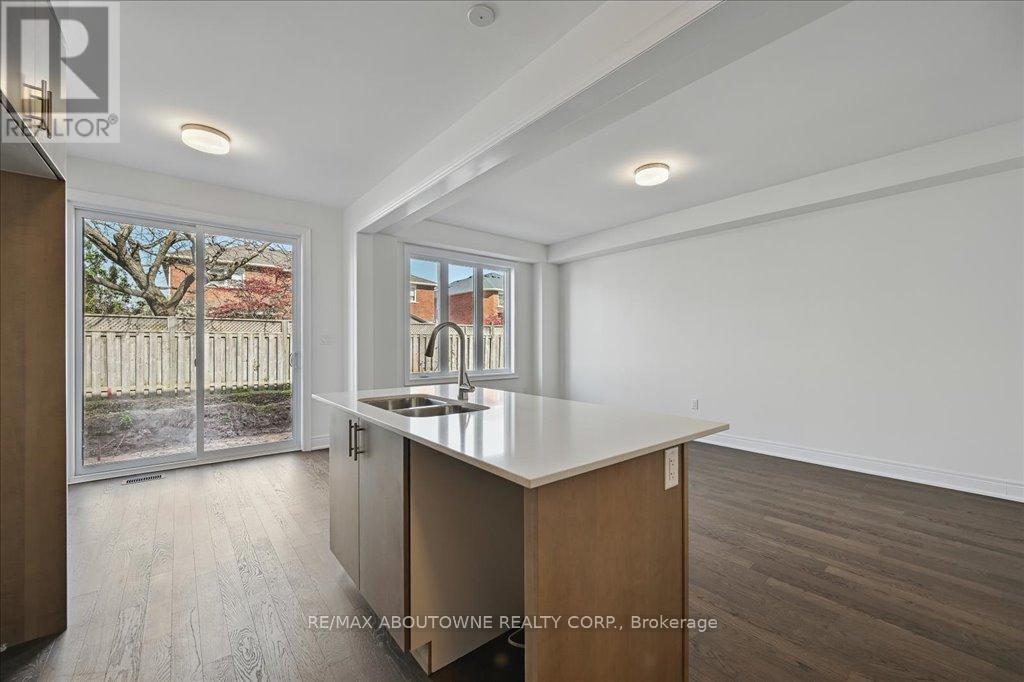 13 - 2184 Postmaster Drive, Oakville, Ontario  L6M 3X1 - Photo 18 - W12759476