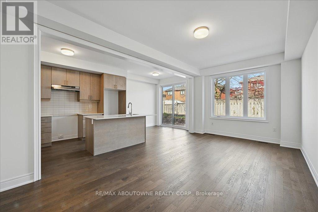 13 - 2184 Postmaster Drive, Oakville, Ontario  L6M 3X1 - Photo 8 - W12759476