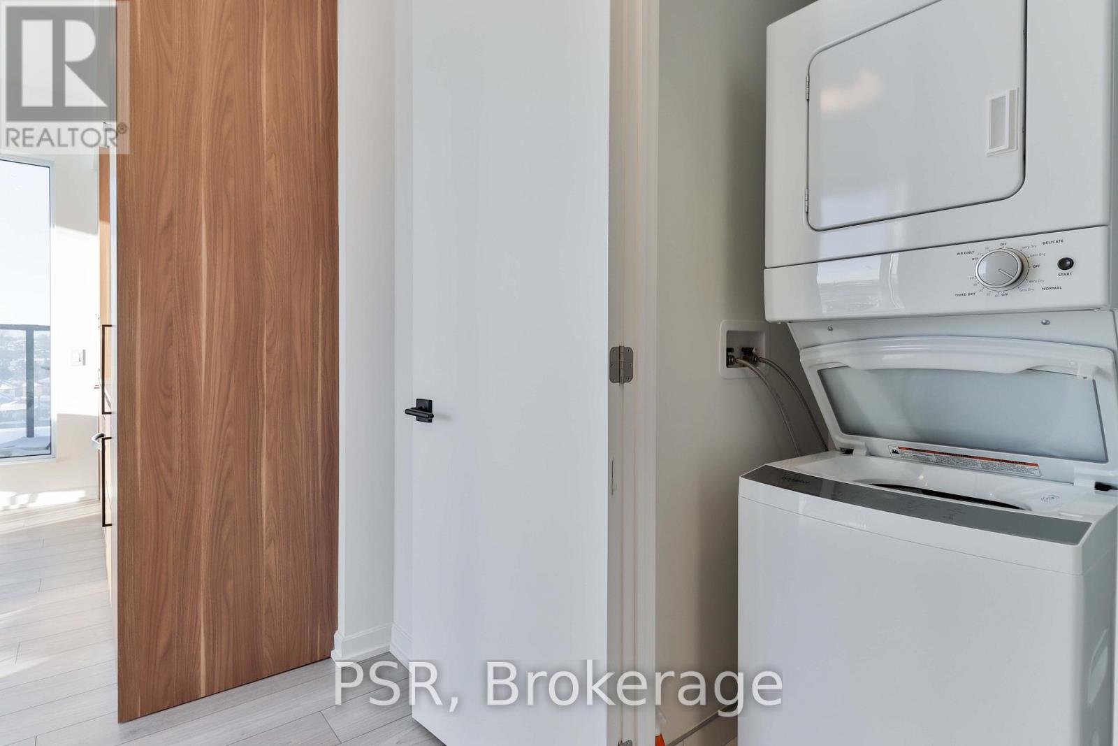 704 - 1285 Dupont Street N, Toronto, Ontario  M6H 2A6 - Photo 6 - W12759520