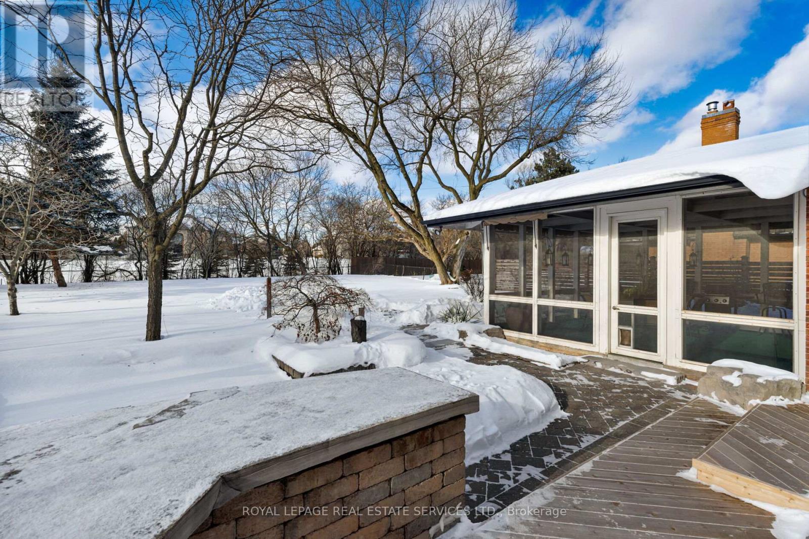 221 Richmond Rd Road, Oakville, Ontario  L6H 1L8 - Photo 21 - W12759628