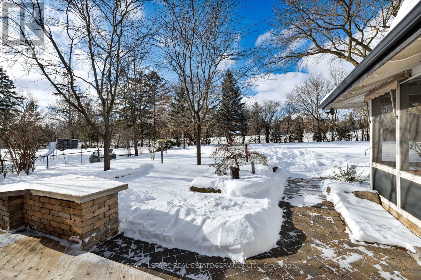 221 Richmond Rd Road, Oakville, Ontario  L6H 1L8 - Photo 22 - W12759628