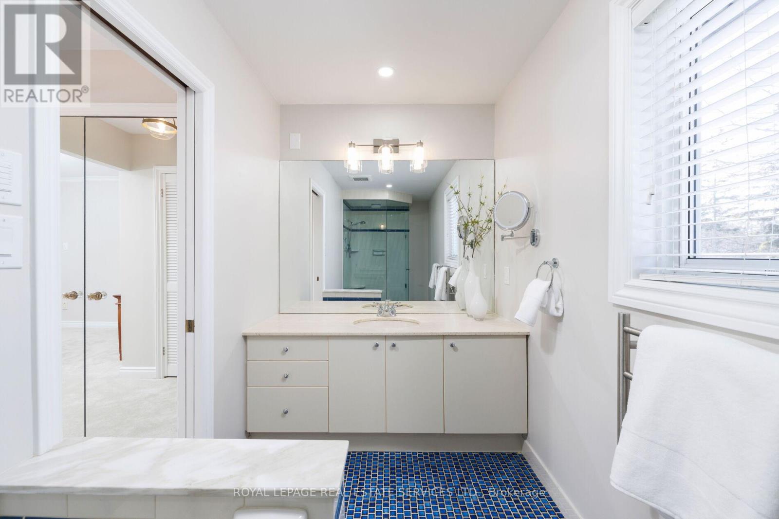 221 Richmond Rd Road, Oakville, Ontario  L6H 1L8 - Photo 30 - W12759628