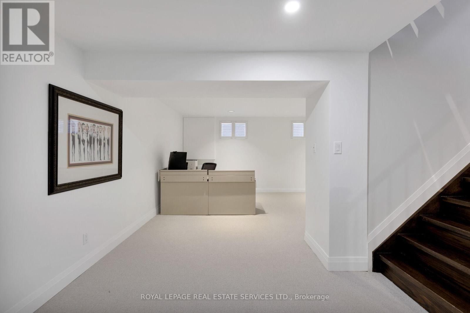 221 Richmond Rd Road, Oakville, Ontario  L6H 1L8 - Photo 40 - W12759628