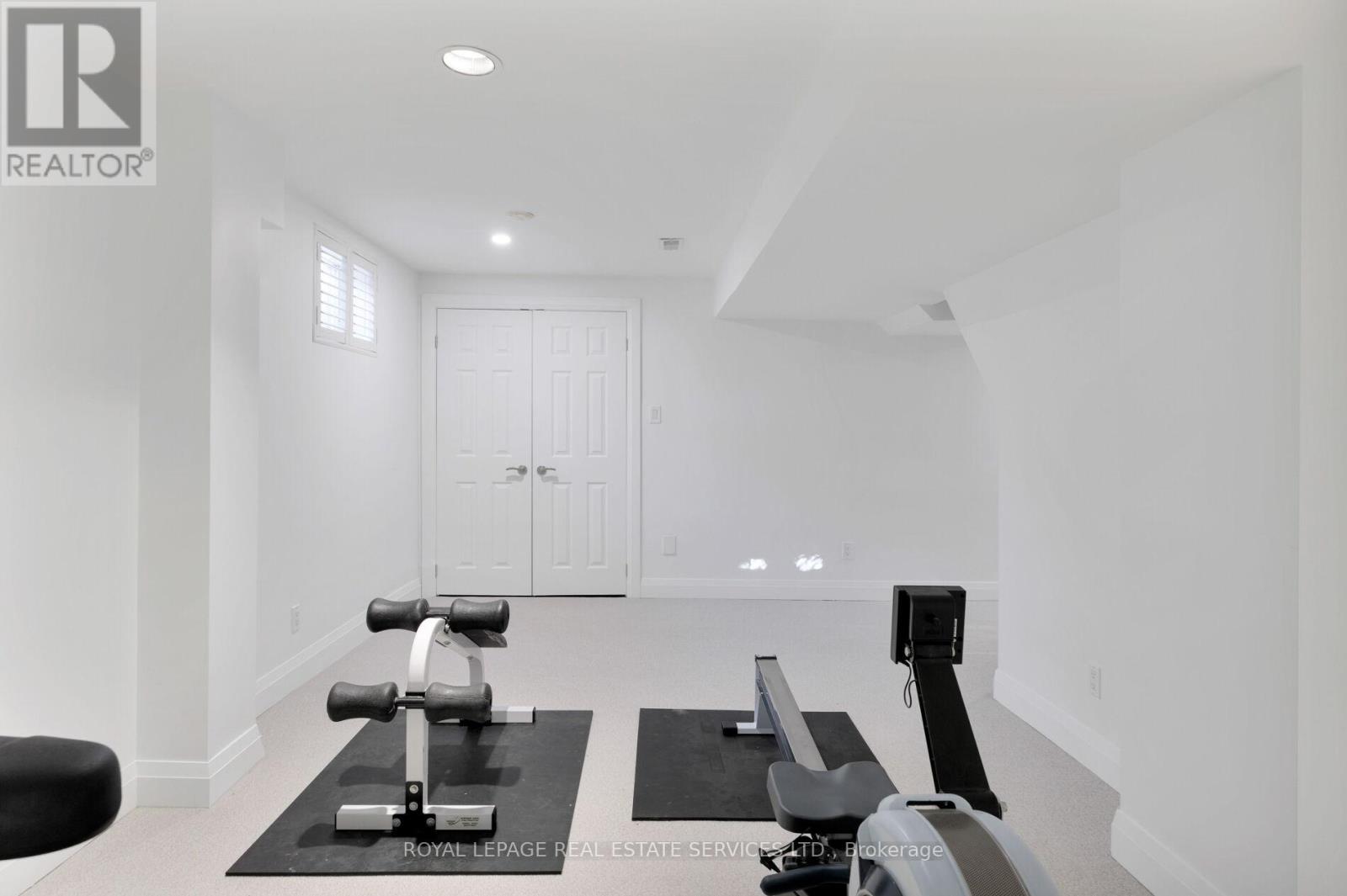 221 Richmond Rd Road, Oakville, Ontario  L6H 1L8 - Photo 43 - W12759628