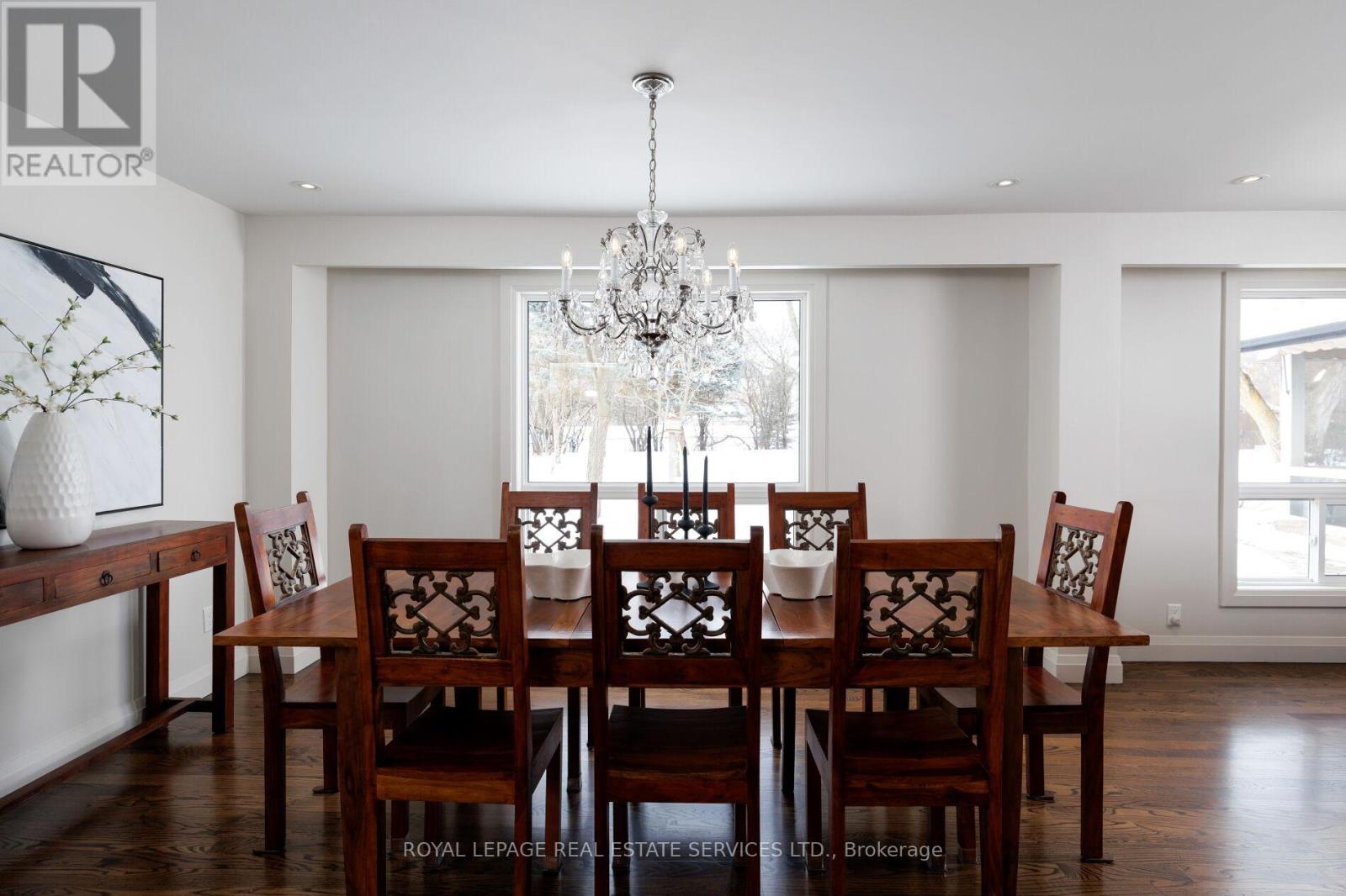 221 Richmond Rd Road, Oakville, Ontario  L6H 1L8 - Photo 9 - W12759628