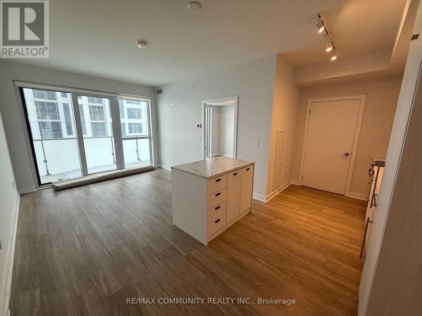 3011 - 4130 Parkside Village Drive, Mississauga, Ontario  L5B 0L7 - Photo 3 - W12759638