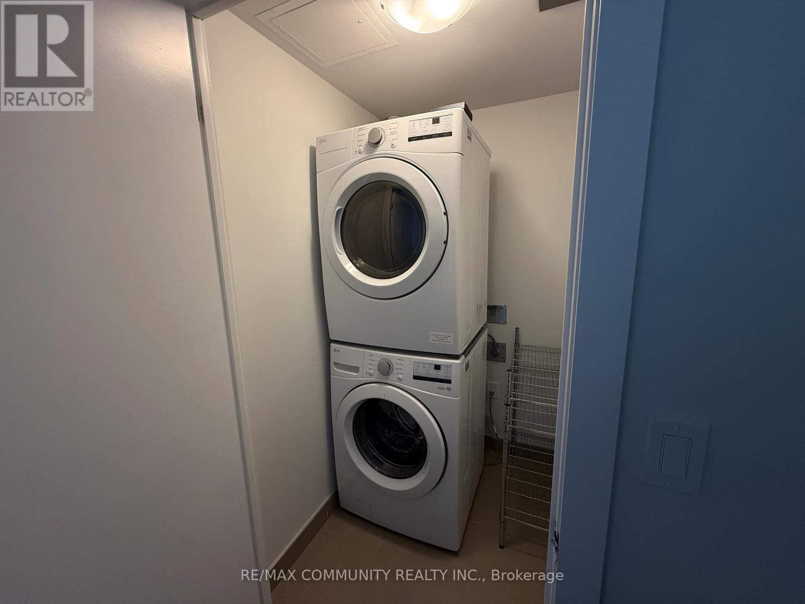 3011 - 4130 Parkside Village Drive, Mississauga, Ontario  L5B 0L7 - Photo 9 - W12759638