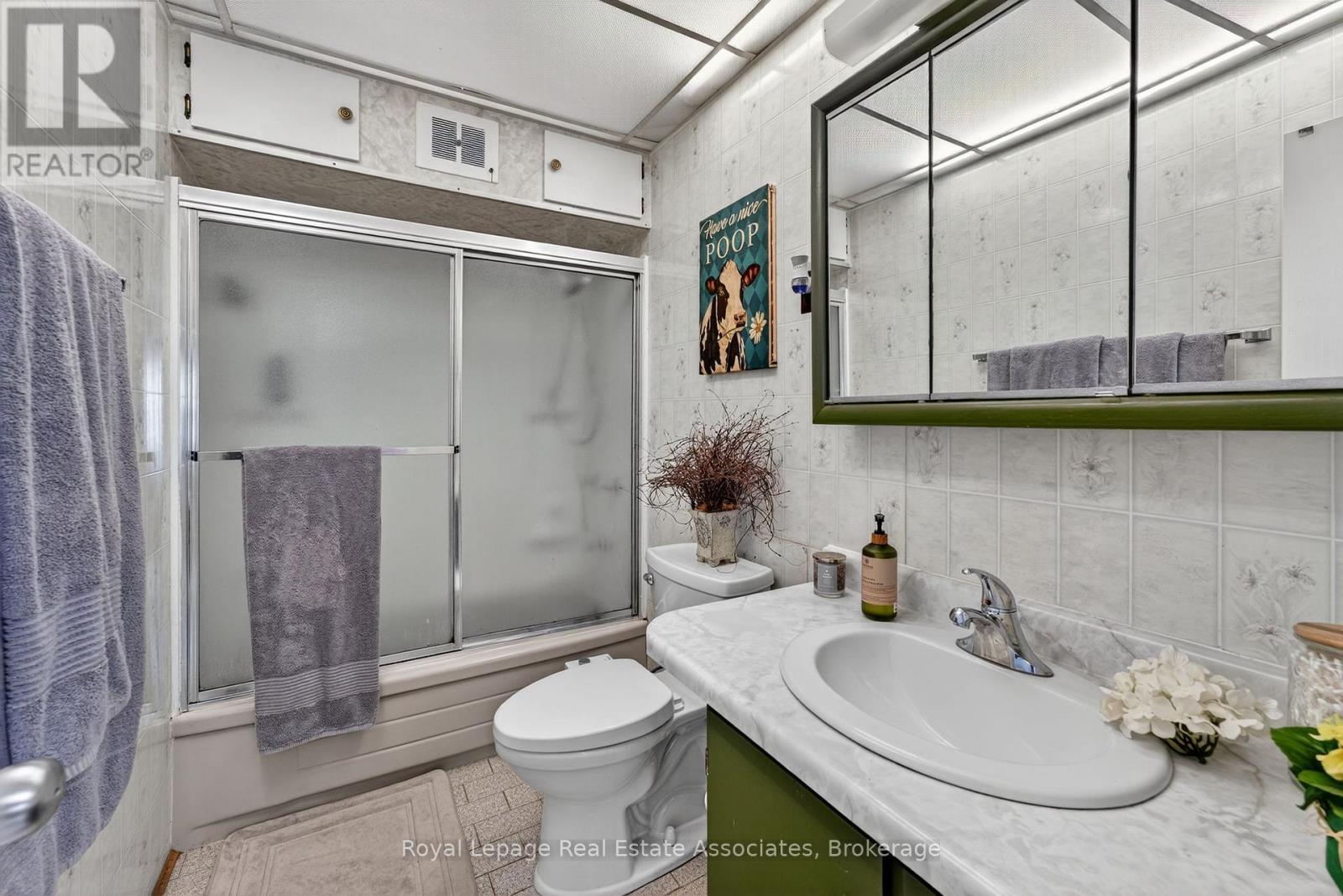 17377 35 Highway, Algonquin Highlands, Ontario  K0M 1S0 - Photo 17 - X12759490