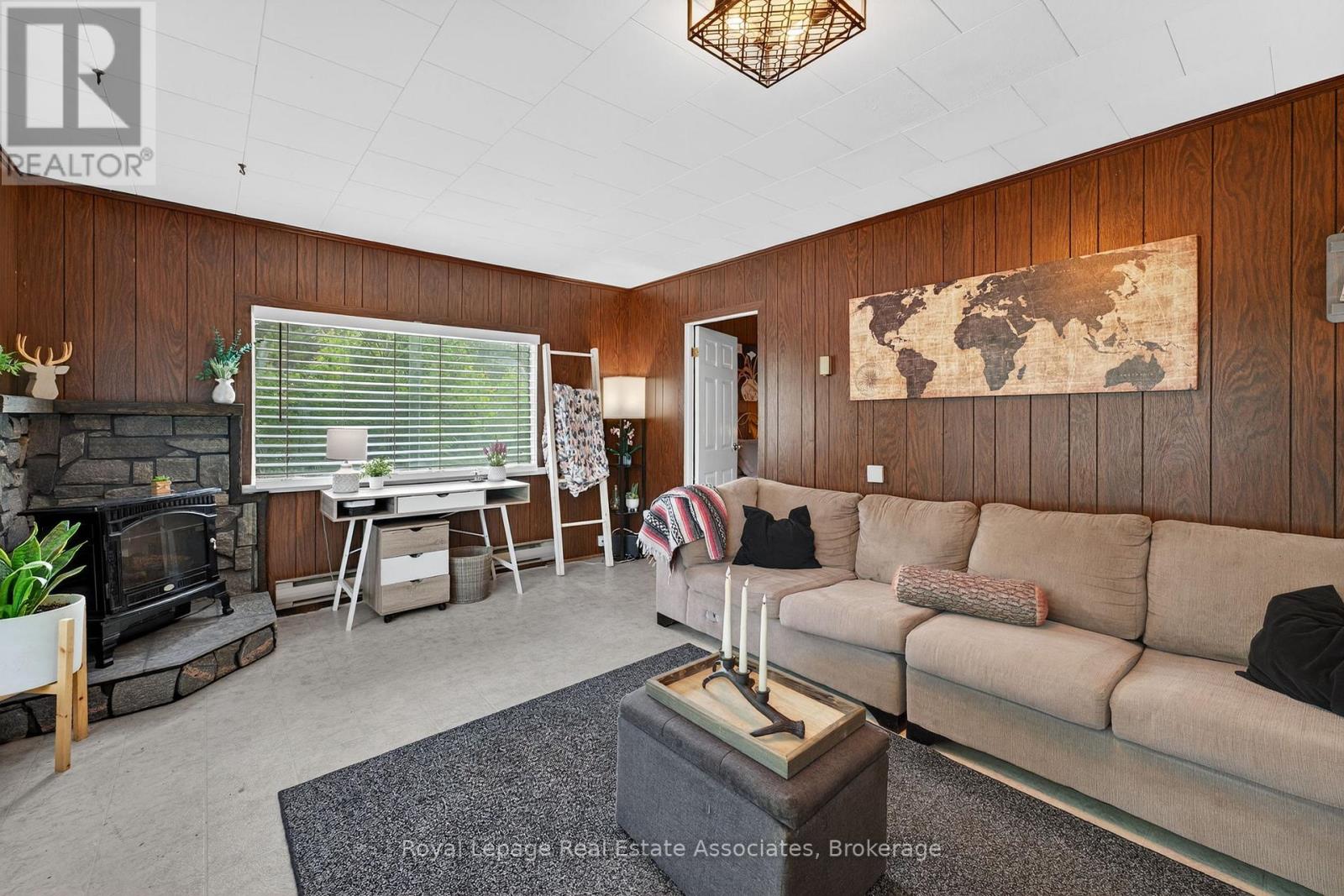 17377 35 Highway, Algonquin Highlands, Ontario  K0M 1S0 - Photo 19 - X12759490