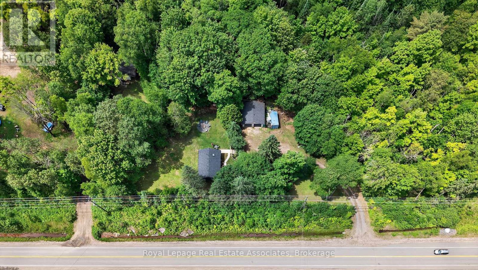 17377 35 Highway, Algonquin Highlands, Ontario  K0M 1S0 - Photo 2 - X12759490