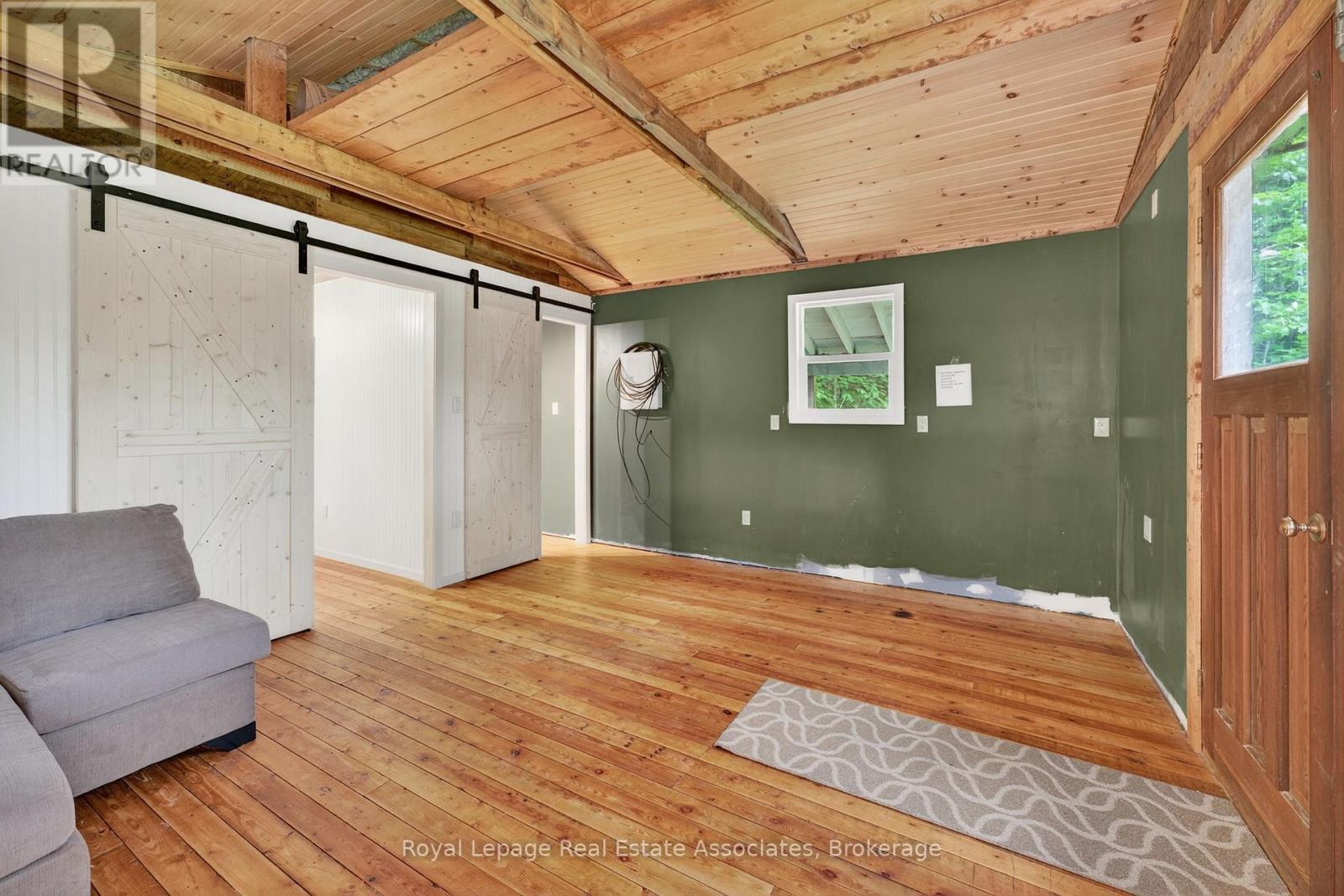 17377 35 Highway, Algonquin Highlands, Ontario  K0M 1S0 - Photo 35 - X12759490