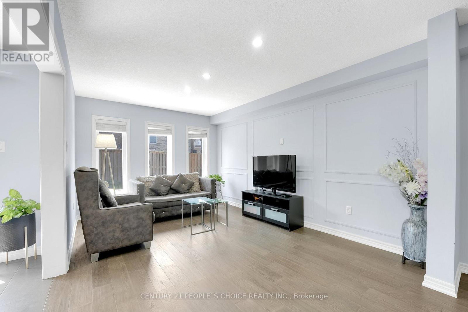 286 Macalister Boulevard, Guelph, Ontario  N1G 0E6 - Photo 12 - X12759574