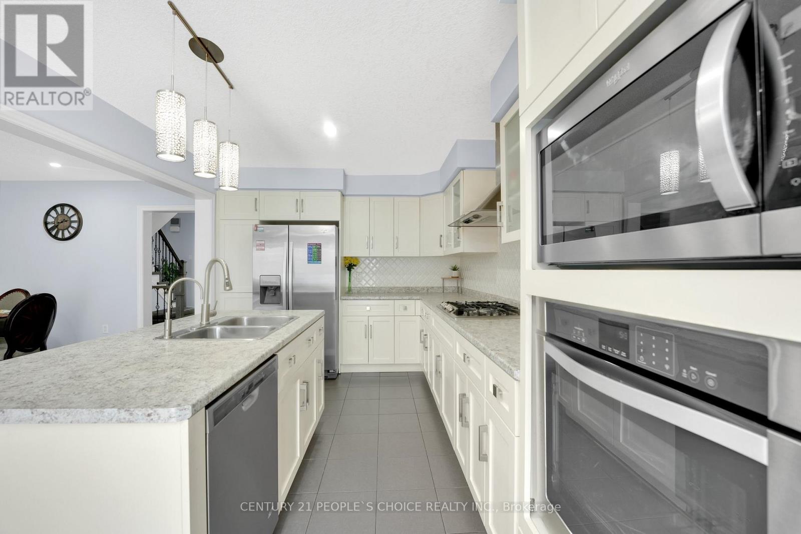 286 Macalister Boulevard, Guelph, Ontario  N1G 0E6 - Photo 18 - X12759574