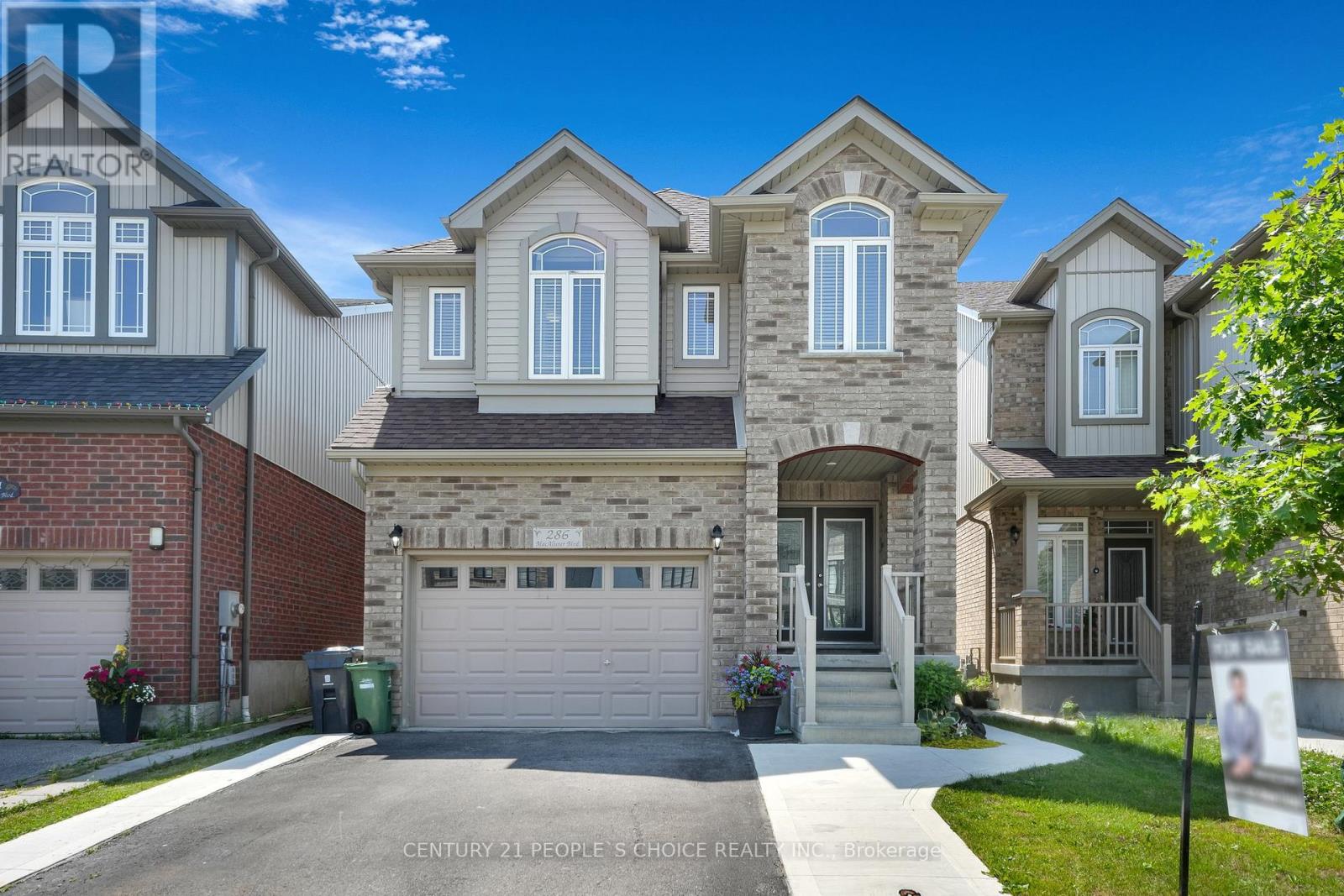 286 Macalister Boulevard, Guelph, Ontario  N1G 0E6 - Photo 2 - X12759574