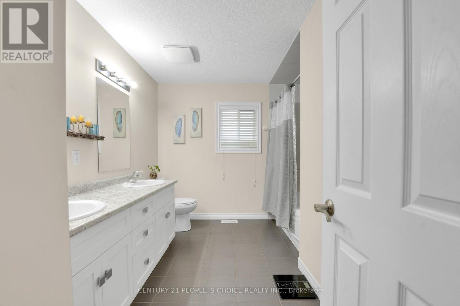 286 Macalister Boulevard, Guelph, Ontario  N1G 0E6 - Photo 37 - X12759574