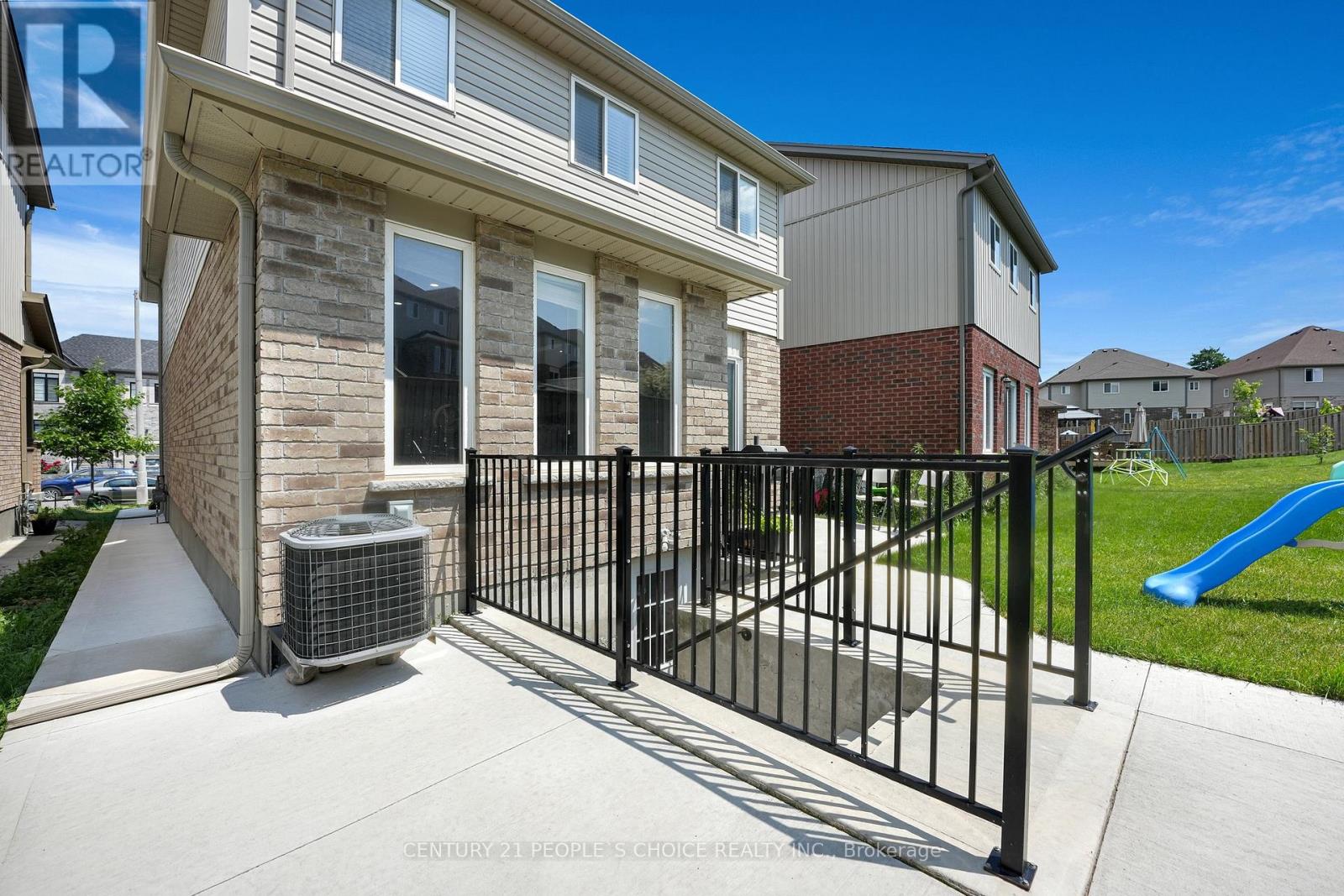 286 Macalister Boulevard, Guelph, Ontario  N1G 0E6 - Photo 45 - X12759574