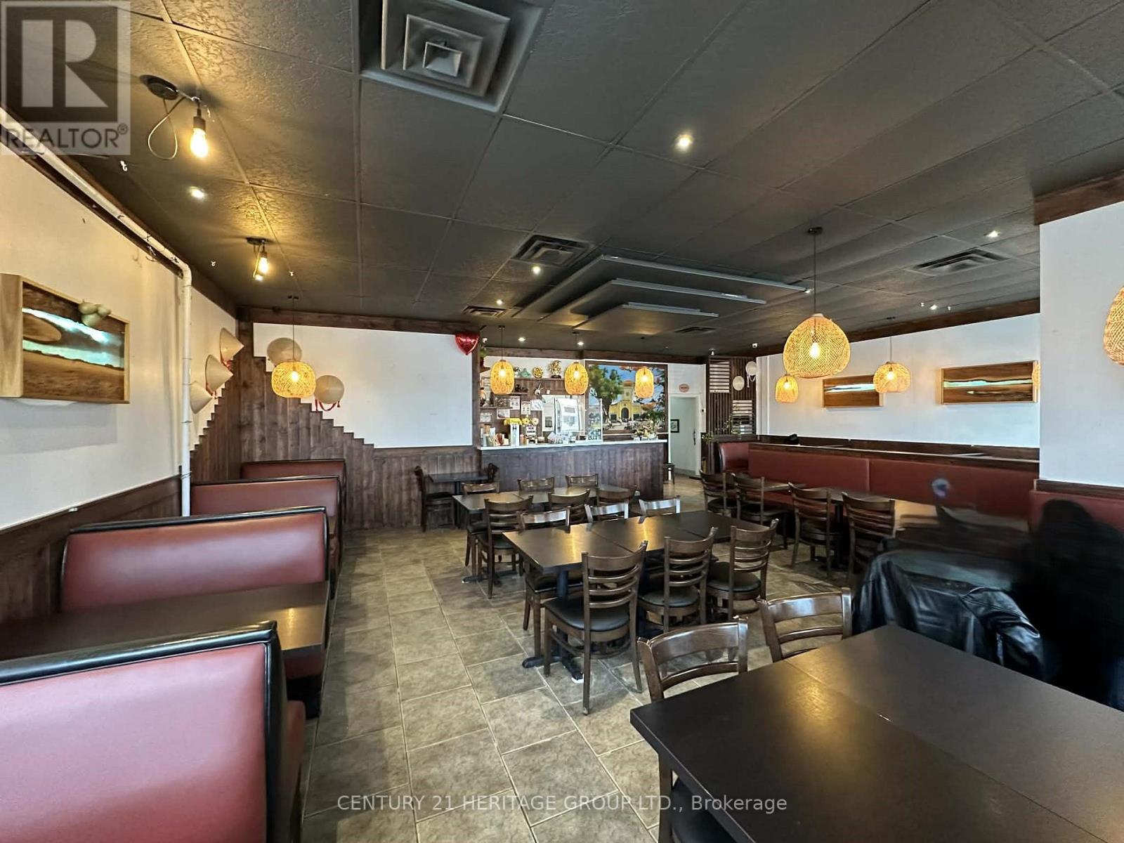 66 Mall Road, Hamilton, Ontario  L8V 5B9 - Photo 4 - X12759606