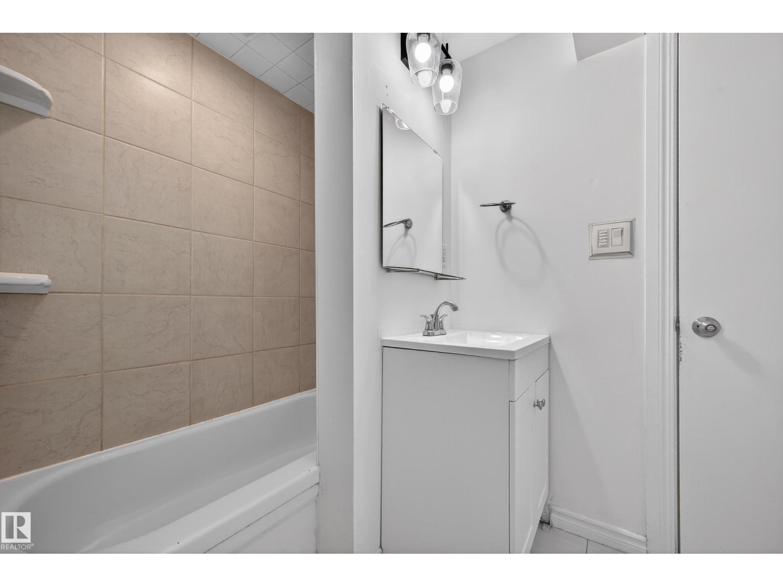 8328 164 St Nw, Edmonton, Alberta  T5R 2P8 - Photo 42 - E4471759