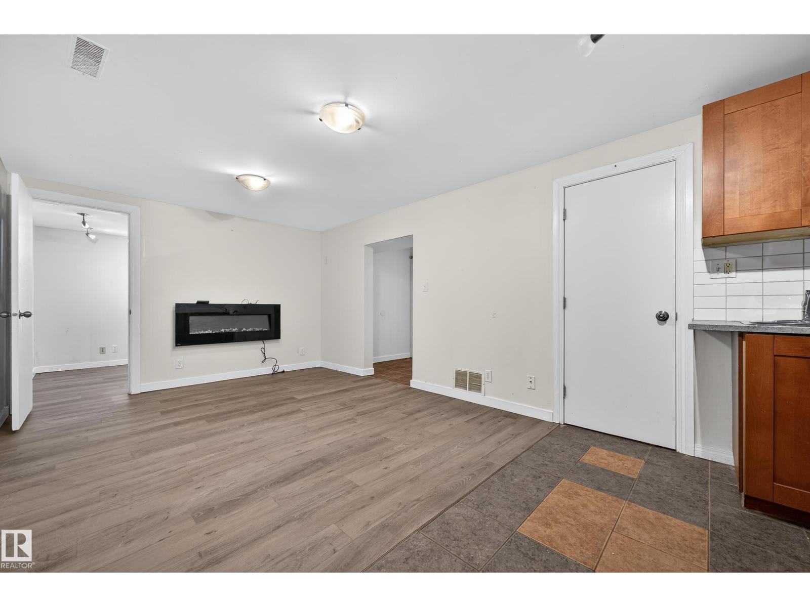 8328 164 St Nw, Edmonton, Alberta  T5R 2P8 - Photo 21 - E4471759