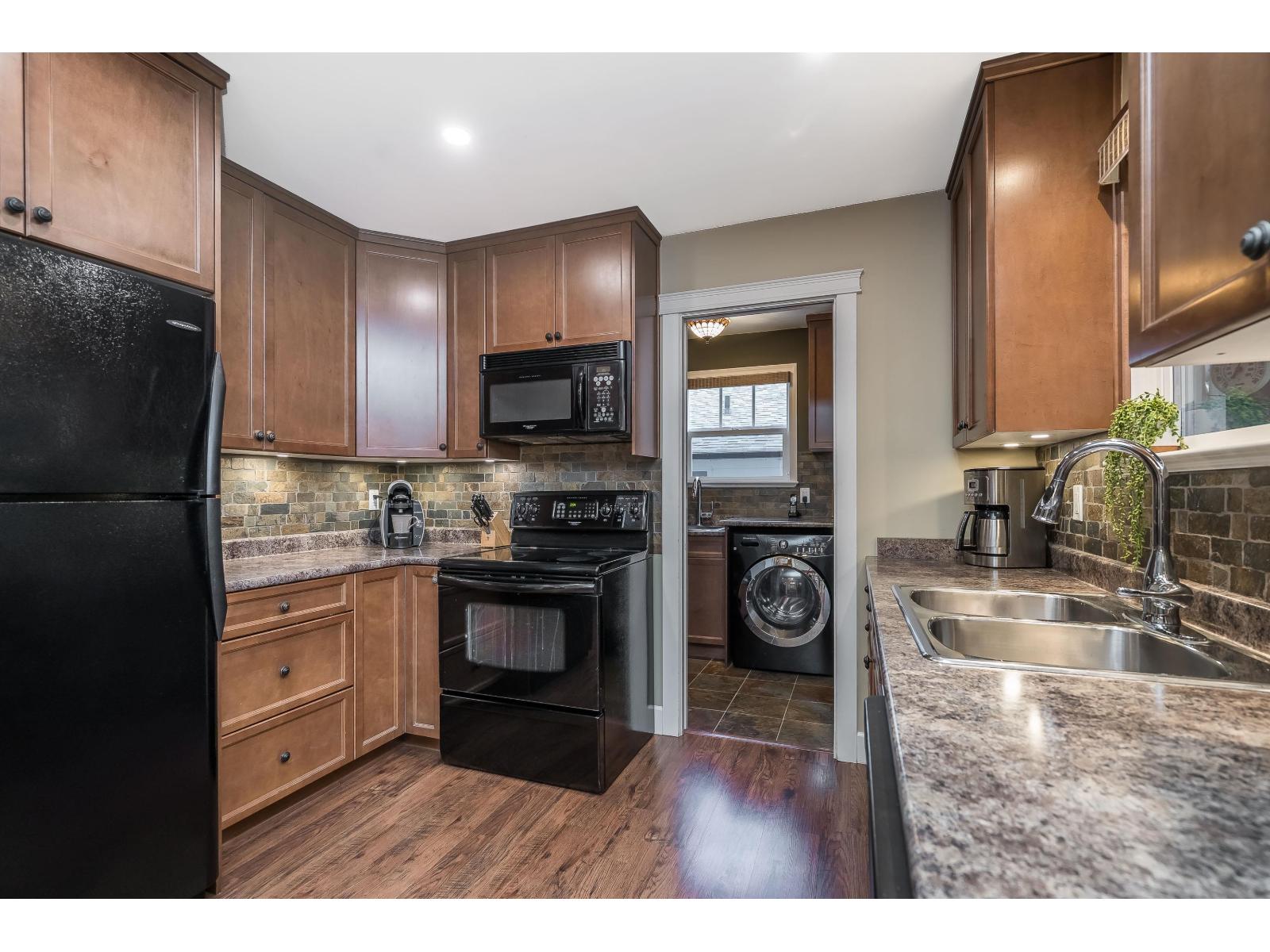 4611 198c Street, Langley, British Columbia  V3A 5Z7 - Photo 8 - R3086464