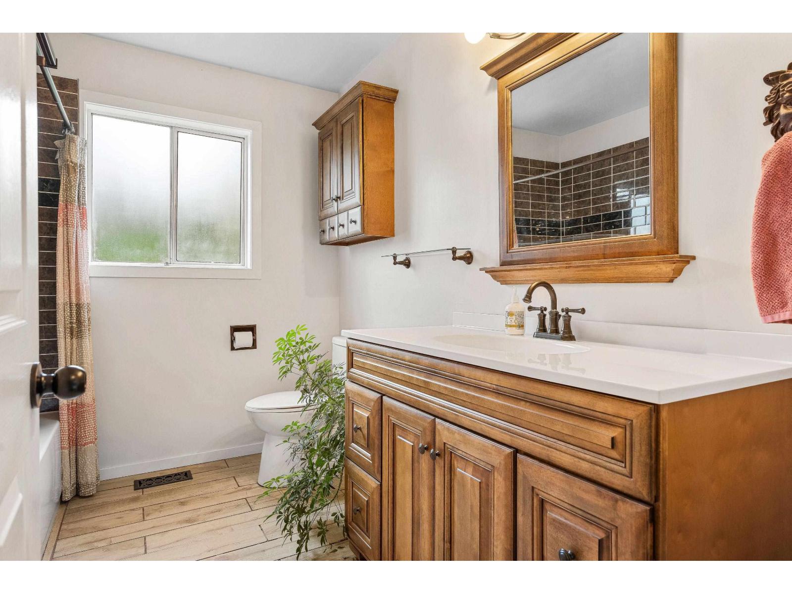 31949 Silverdale Avenue, Mission, British Columbia  V2V 2L2 - Photo 22 - R3086437