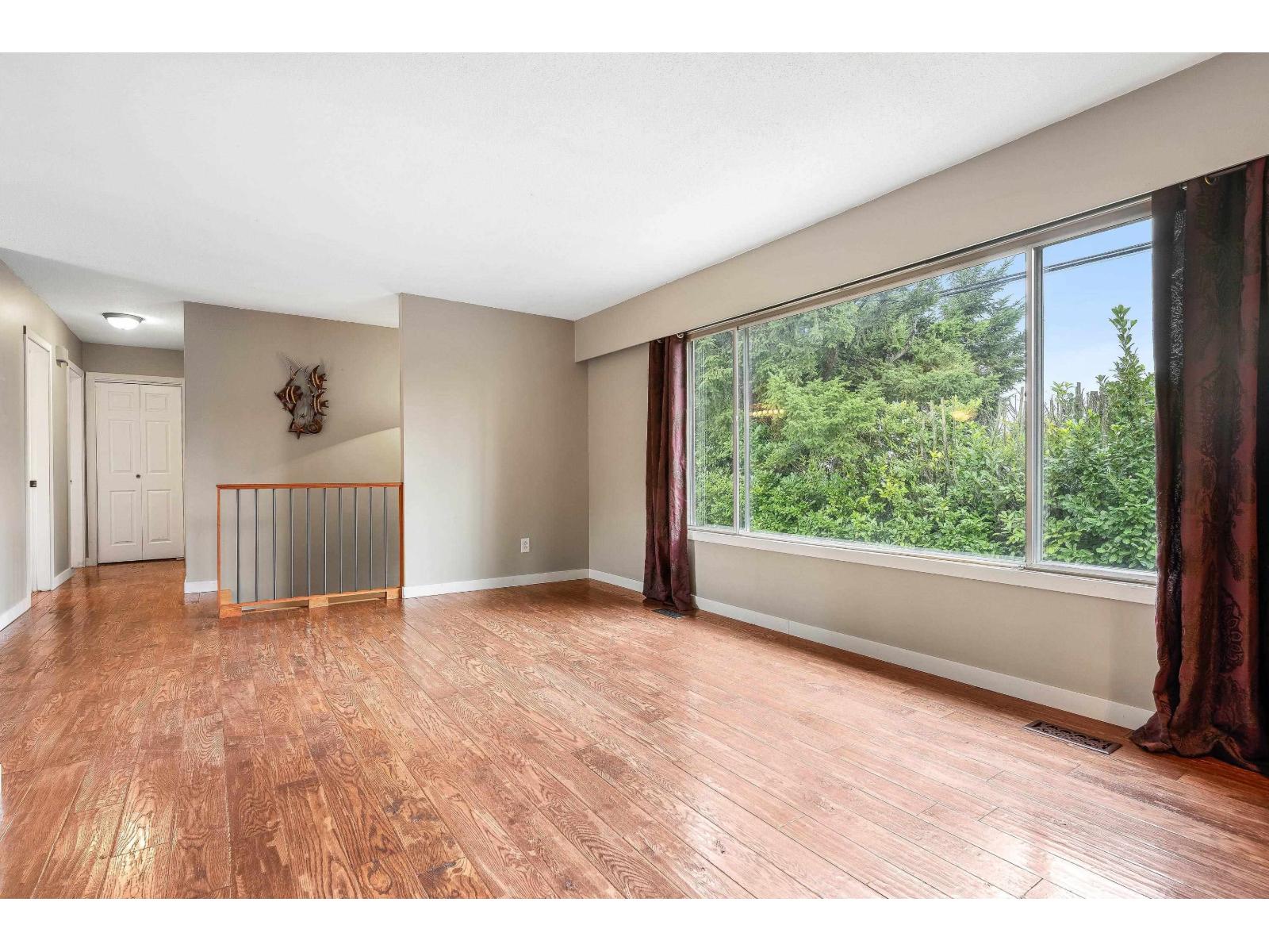 31949 Silverdale Avenue, Mission, British Columbia  V2V 2L2 - Photo 8 - R3086437