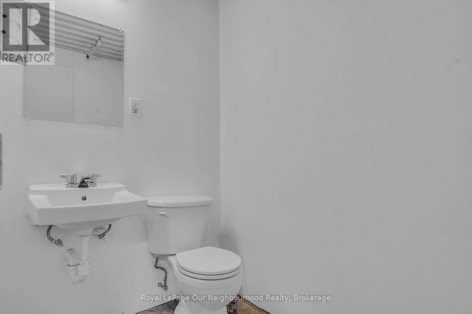 132 - 100 Sunrise Avenue, Toronto, Ontario  M4A 1B3 - Photo 19 - C12728428