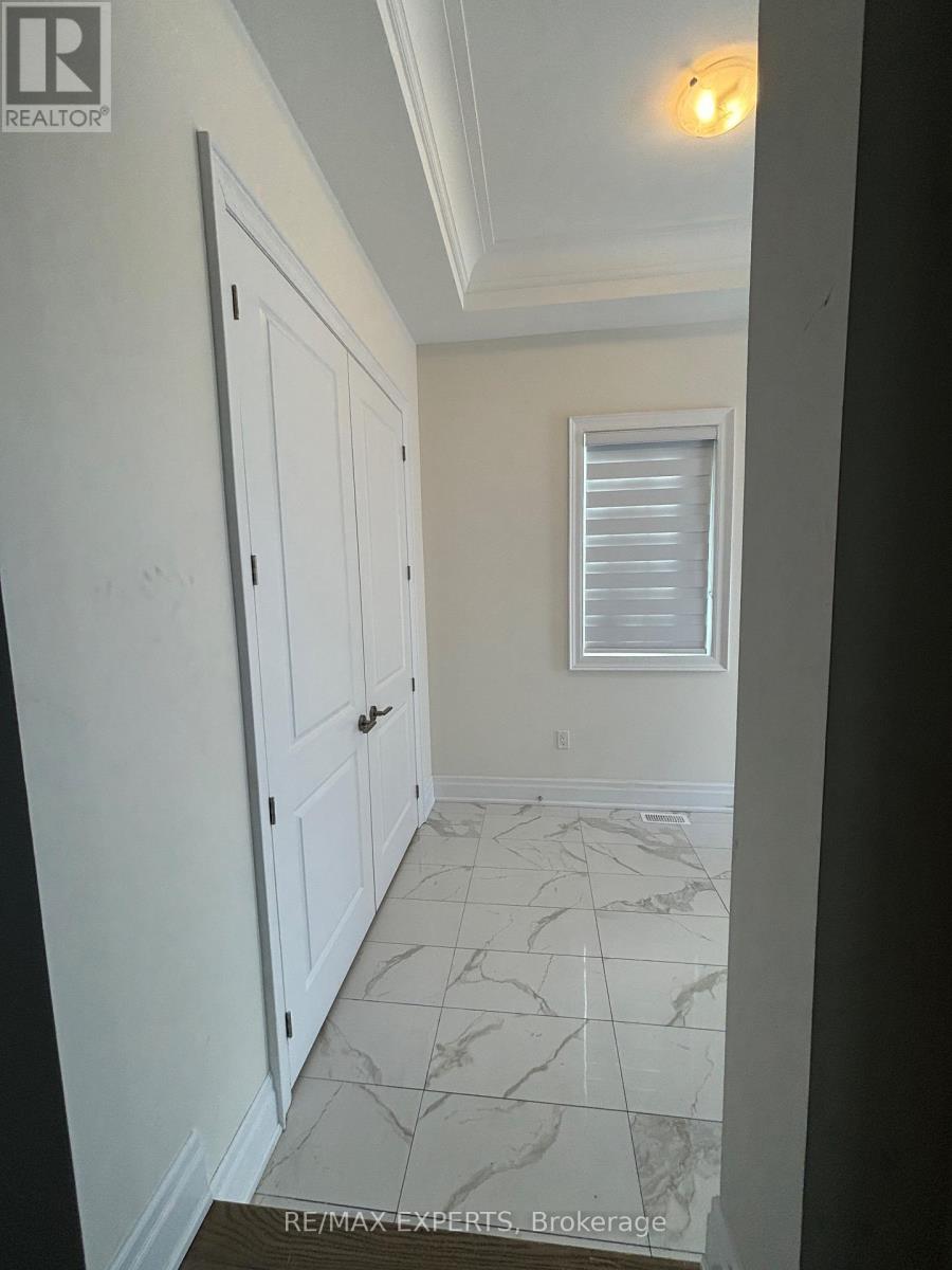 13 Ballantyne Boulevard, Vaughan (Vellore Village), Ontario  L4L 1A6 - Photo 3 - N12740176