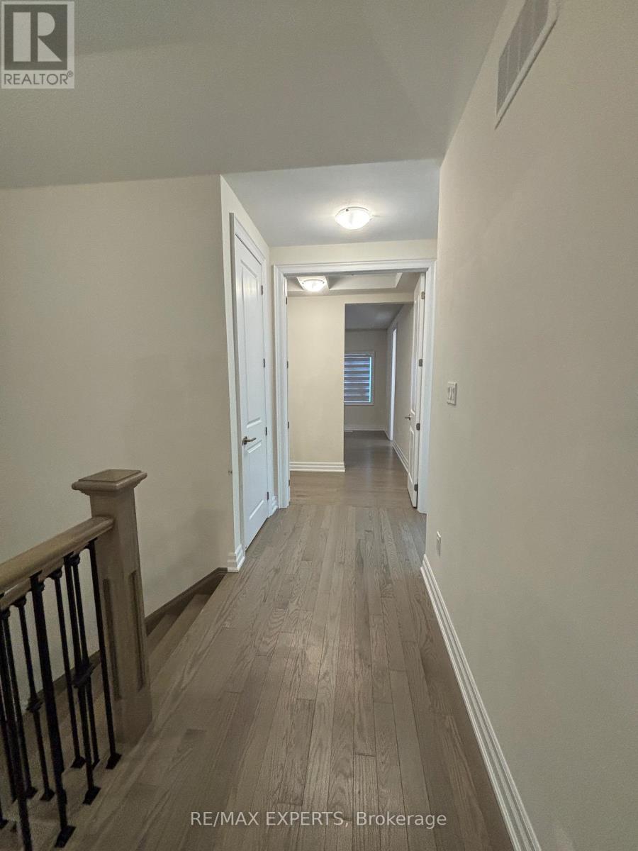 13 Ballantyne Boulevard, Vaughan (Vellore Village), Ontario  L4L 1A6 - Photo 19 - N12740176