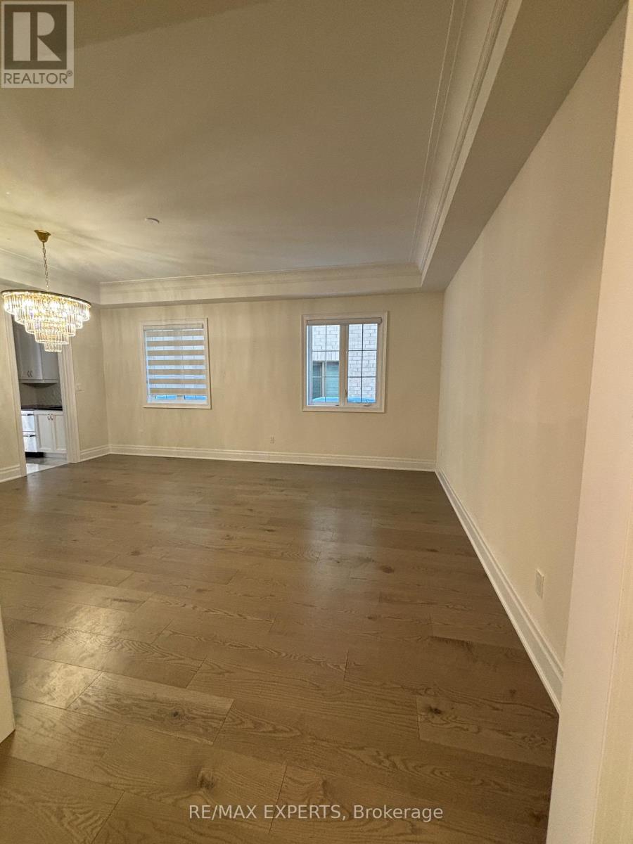 13 Ballantyne Boulevard, Vaughan (Vellore Village), Ontario  L4L 1A6 - Photo 7 - N12740176