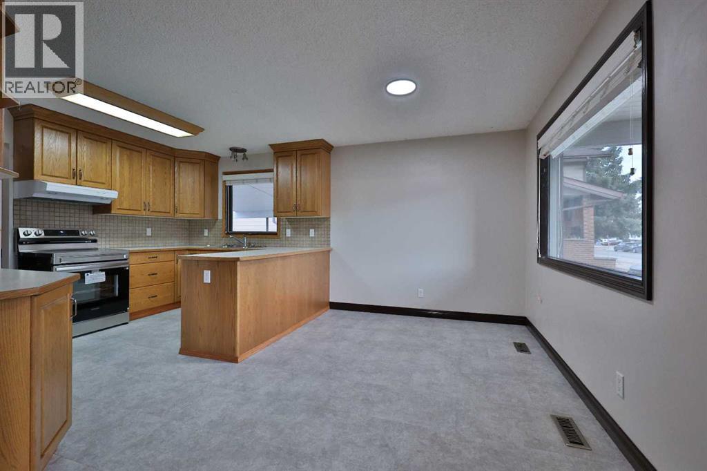 4013 20 Avenue S, Lethbridge, Alberta  T1K 4X8 - Photo 13 - A2282992