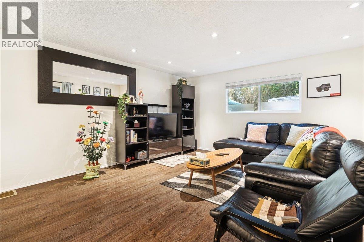 21339 Dewdney Trunk Road, Maple Ridge, British Columbia  V2X 3G2 - Photo 14 - R3086016