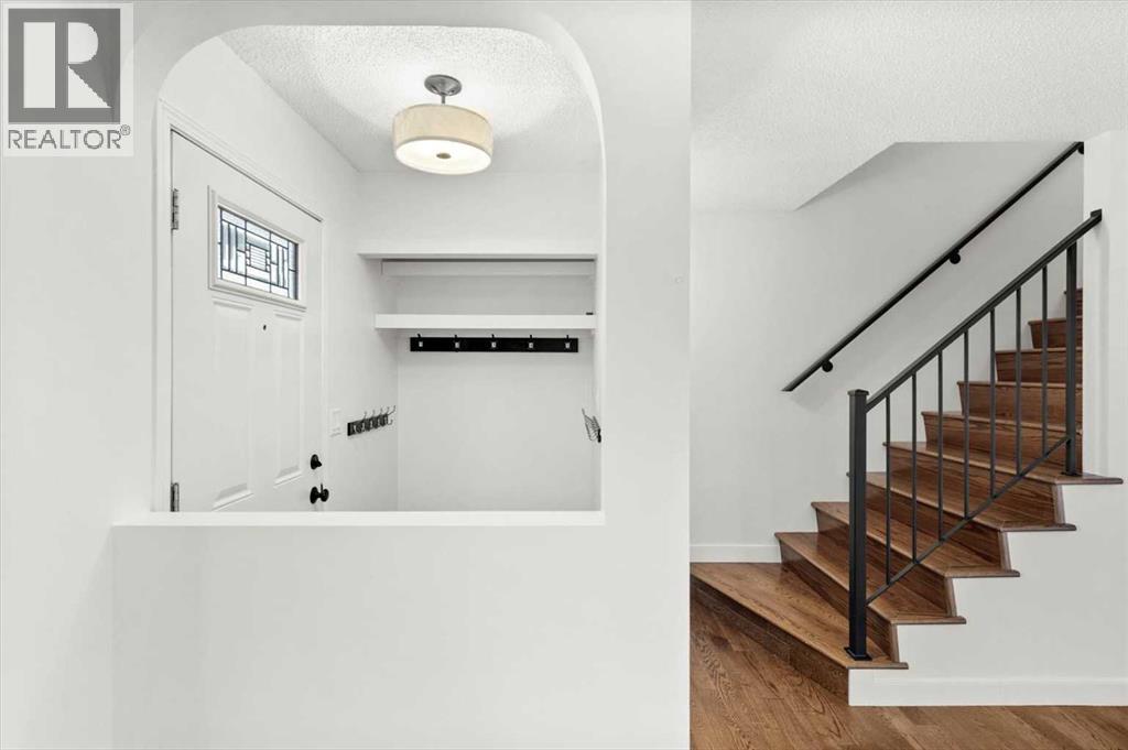 73 Sunvale Crescent Se, Calgary, Alberta  T2X 2R9 - Photo 5 - A2271627