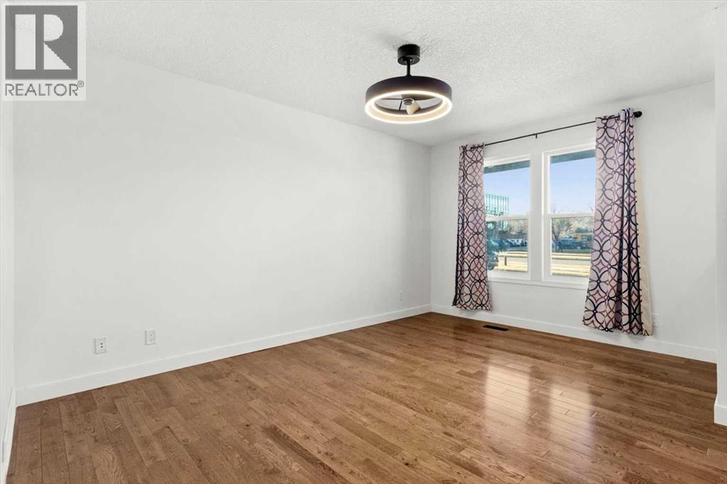 73 Sunvale Crescent Se, Calgary, Alberta  T2X 2R9 - Photo 8 - A2271627